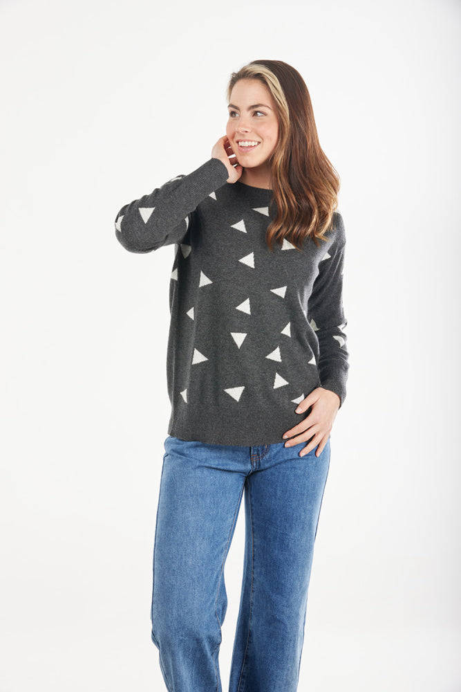 CREW NECK PULLOVER WITH CONTRAST TRIANGLES