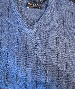 PURE WOOL V-NECK CABLE ANSETT PULLOVER