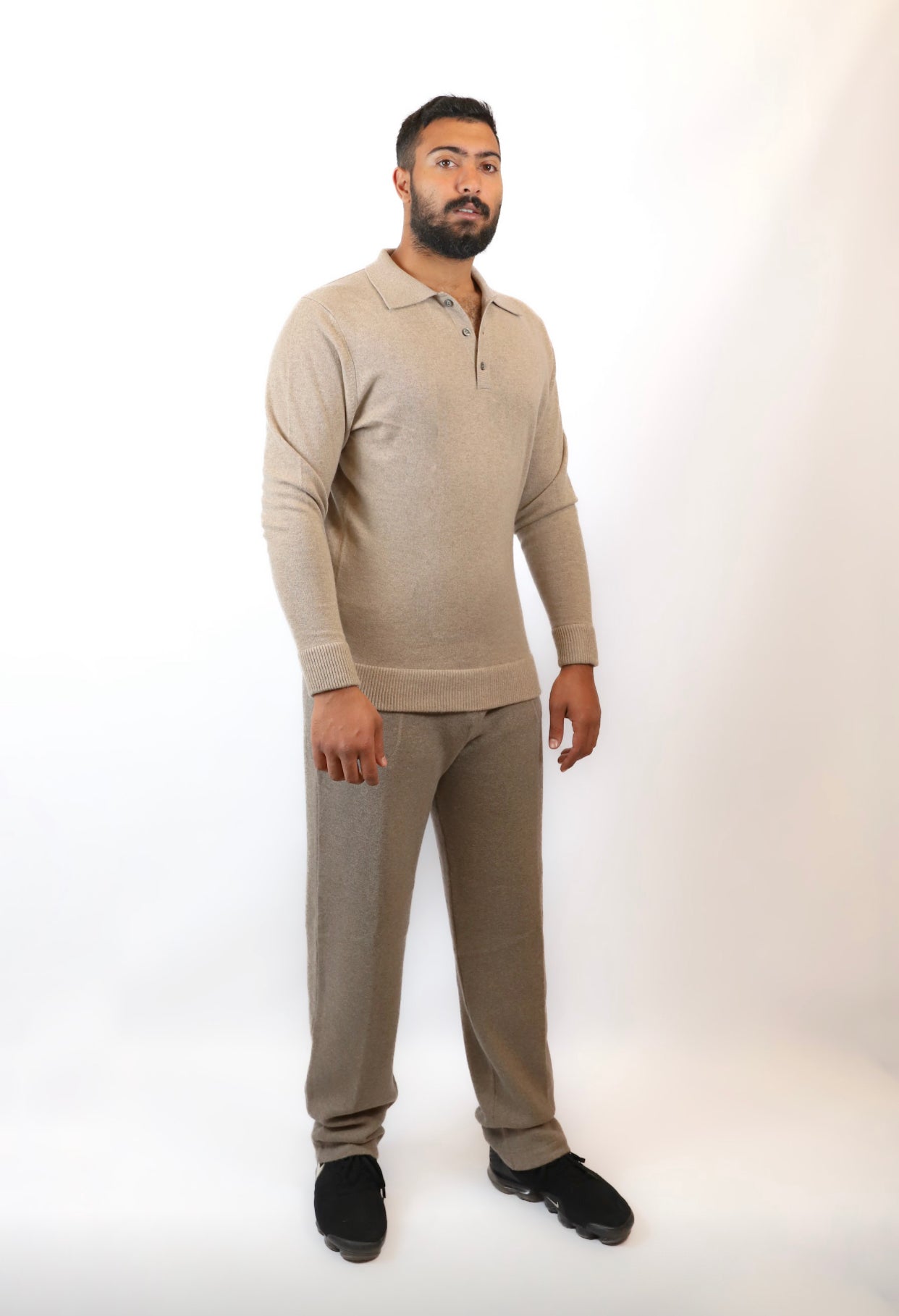 Cashmere tracksuit with side pockets
